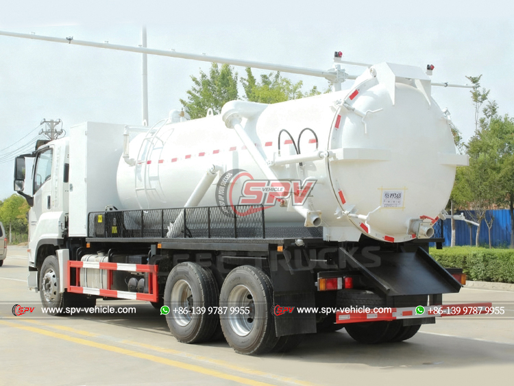 ISUZU 6x4 Waste Collection Vacuum Tanker - Rear Left Side